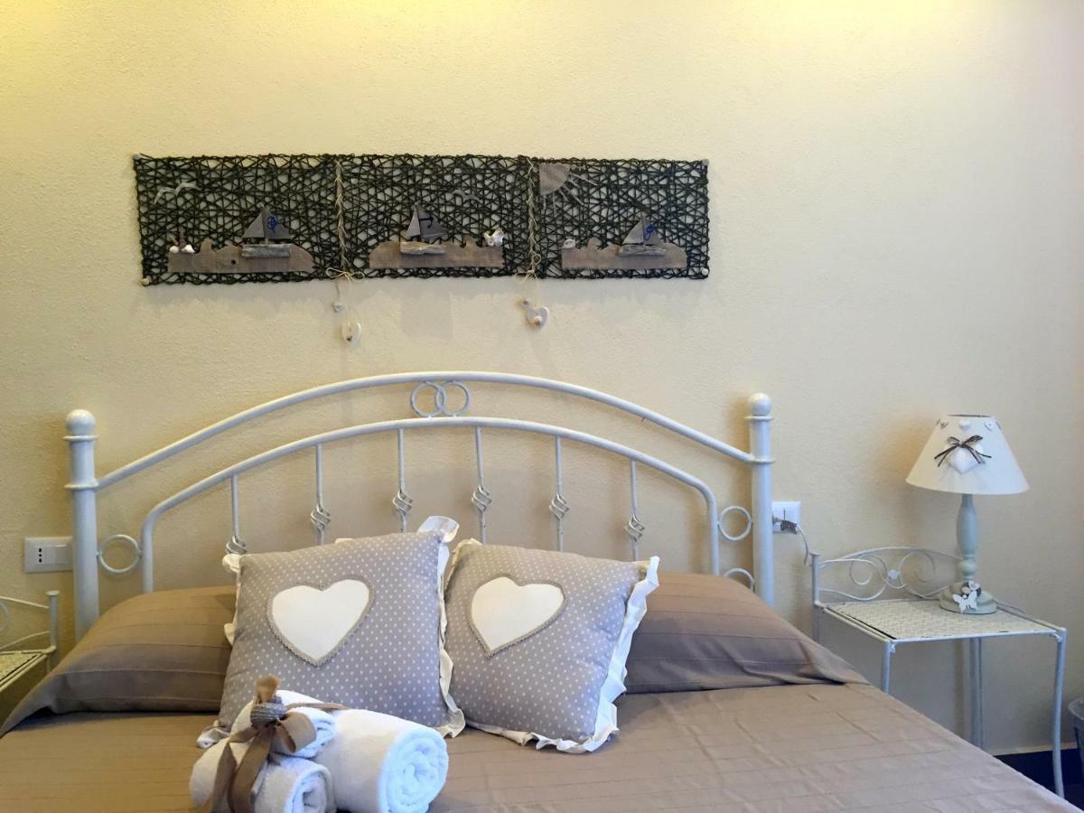 Palmasera Charming Rooms Cala Gonone Ngoại thất bức ảnh