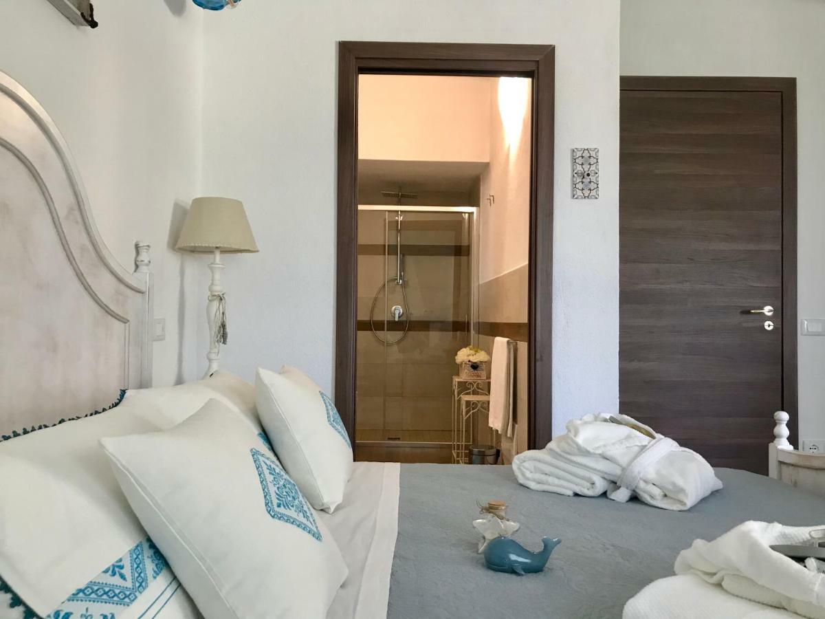 Palmasera Charming Rooms Cala Gonone Ngoại thất bức ảnh